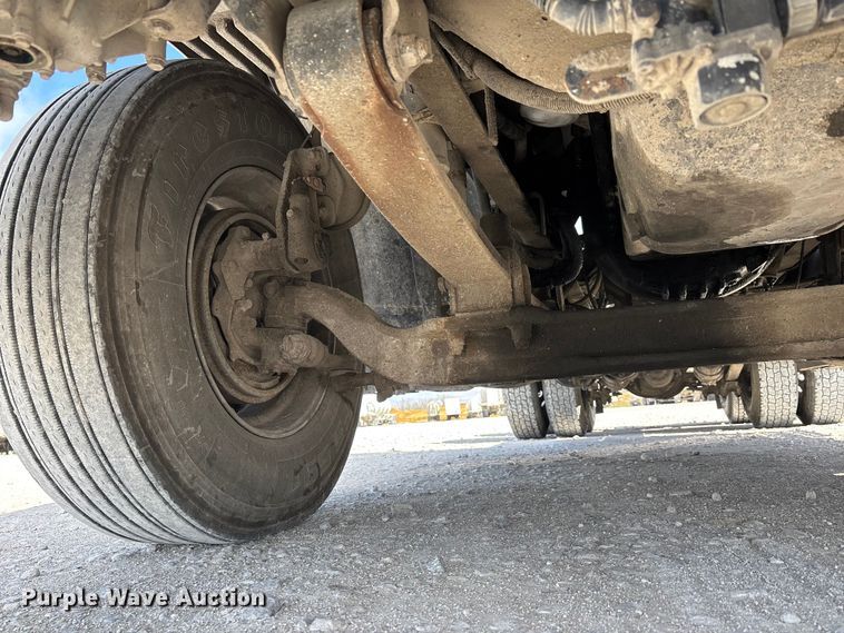 image for item DT0092 2014 Freightliner Columbia glider kit semi truck