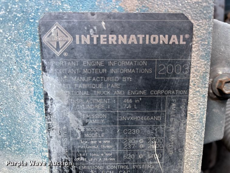 image for item DT0093 2004 International 4300 bucket truck