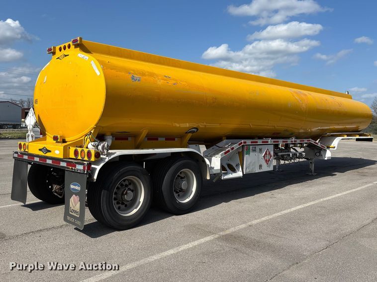 image for item DT0125 2010 Beall tank trailer