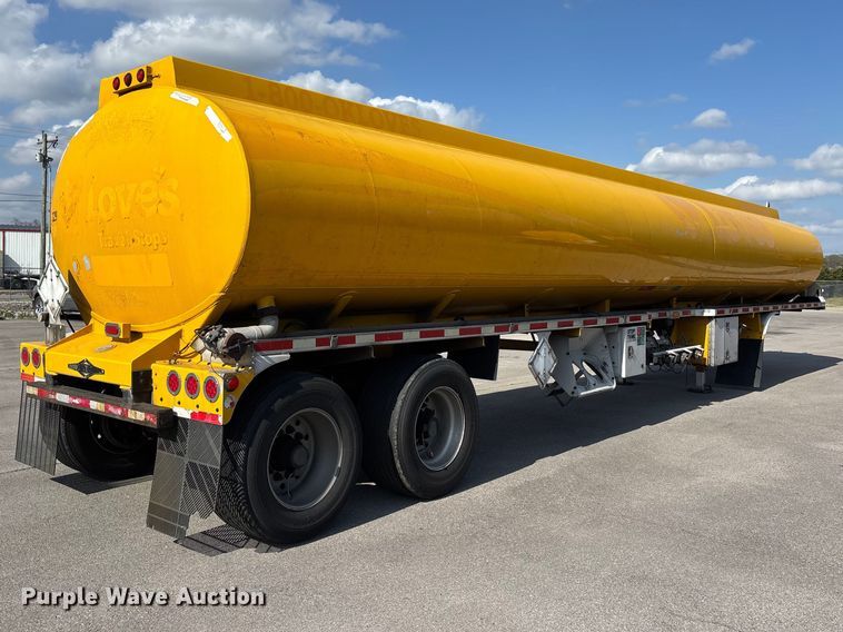 image for item DT0126 2007 Beall Tanker