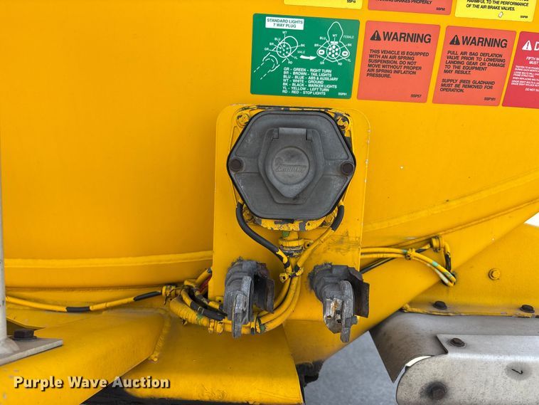 image for item DT0126 2007 Beall Tanker