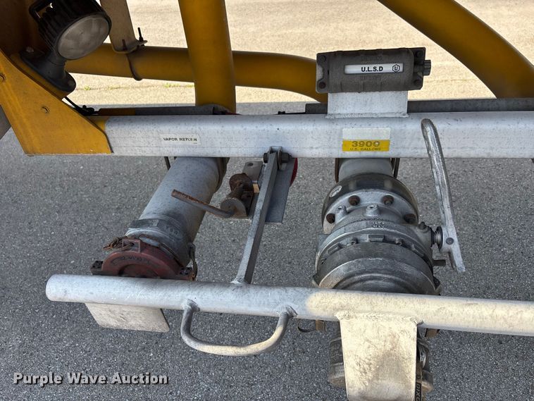 image for item DT0126 2007 Beall Tanker