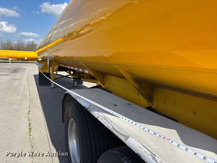 image for item DT0126 2007 Beall Tanker