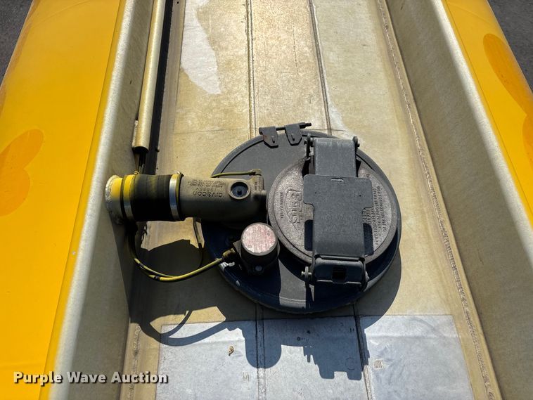 image for item DT0126 2007 Beall Tanker