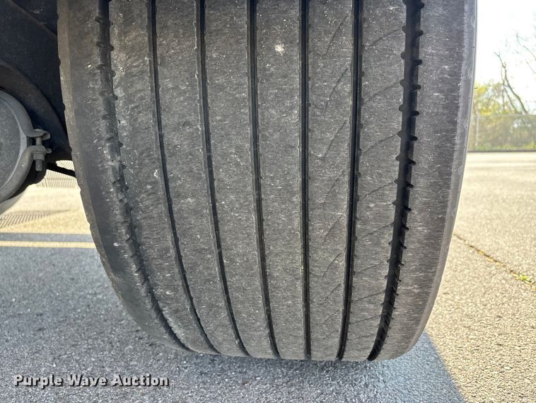 image for item DT0126 2007 Beall Tanker