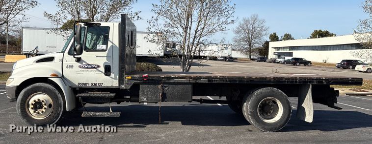 image for item DT2836 2006 International MA025 flatbed truck