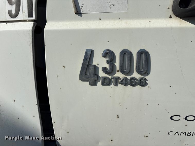 image for item DT2836 2006 International MA025 flatbed truck