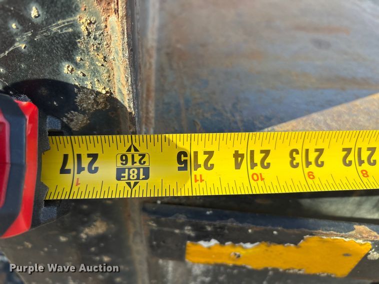 image for item DT2836 2006 International MA025 flatbed truck