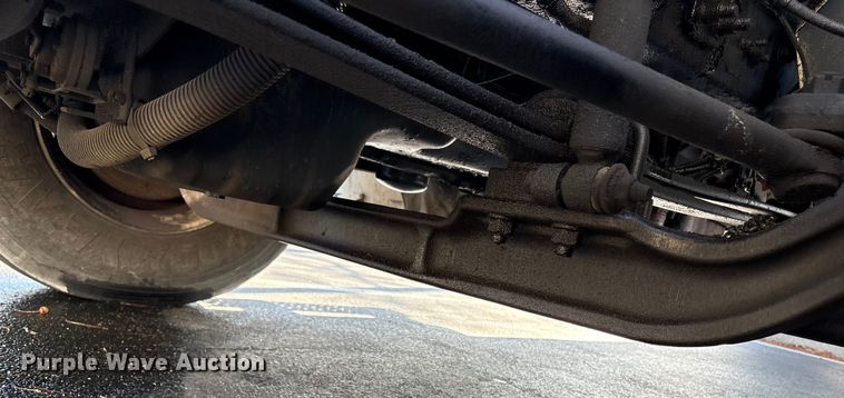 image for item DT2836 2006 International MA025 flatbed truck