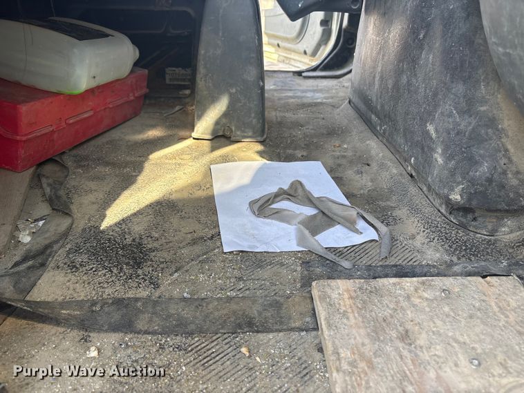 image for item DT2836 2006 International MA025 flatbed truck