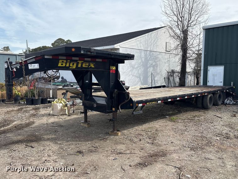 image for item DT2861 2018 Big Tex 22GN-25BK+5MR equipment trailer