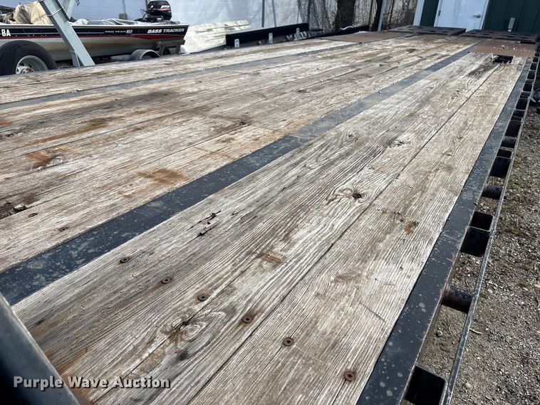 image for item DT2861 2018 Big Tex 22GN-25BK+5MR equipment trailer