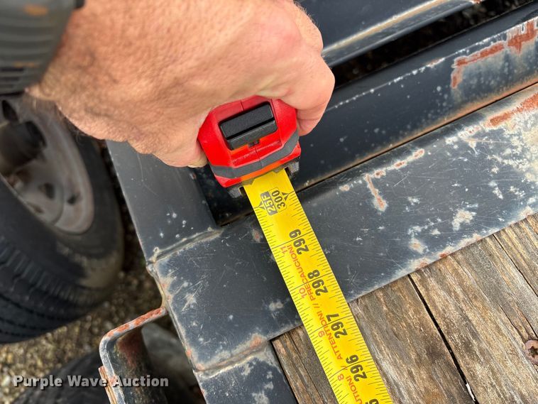 image for item DT2861 2018 Big Tex 22GN-25BK+5MR equipment trailer