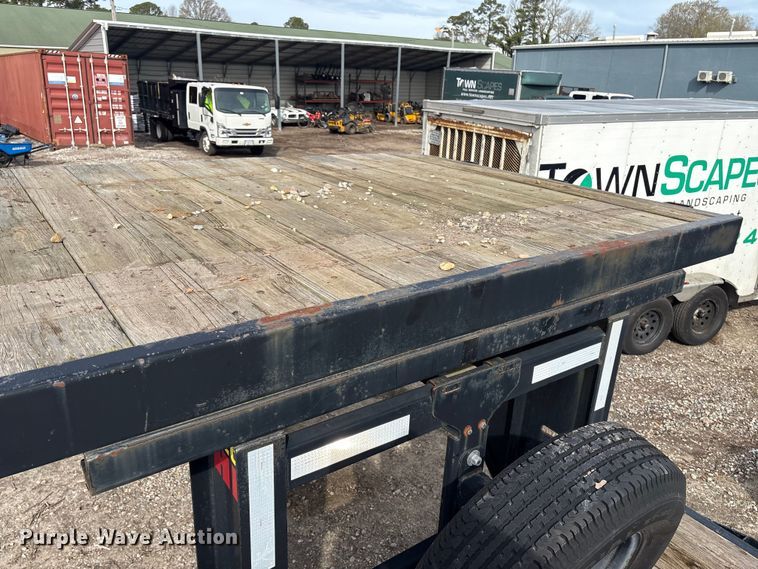 image for item DT2861 2018 Big Tex 22GN-25BK+5MR equipment trailer