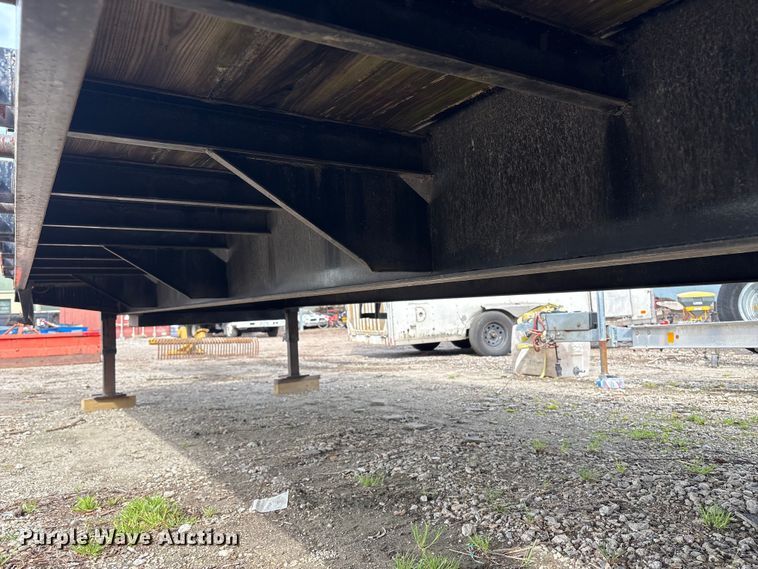 image for item DT2861 2018 Big Tex 22GN-25BK+5MR equipment trailer