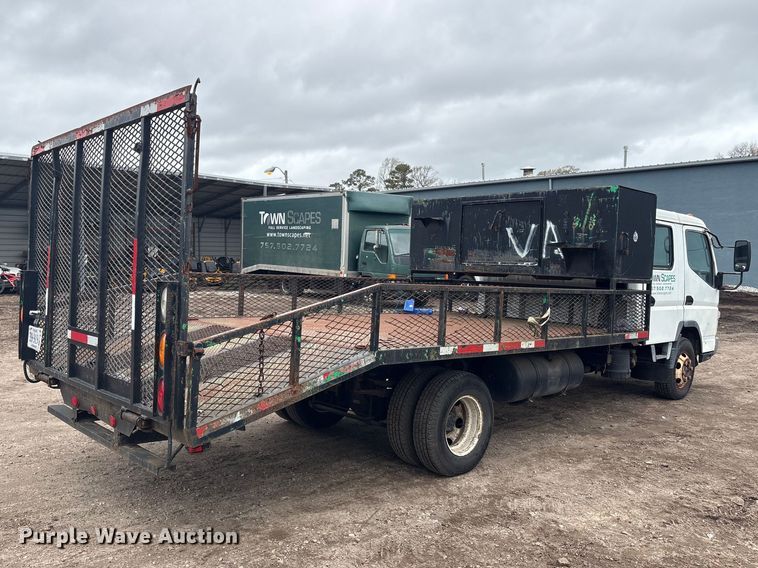 image for item DT2870 2007 Mitsubishi Fuso FE Crew Cab flatbed truck