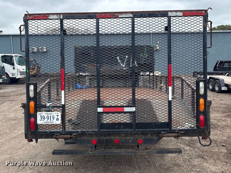 image for item DT2870 2007 Mitsubishi Fuso FE Crew Cab flatbed truck