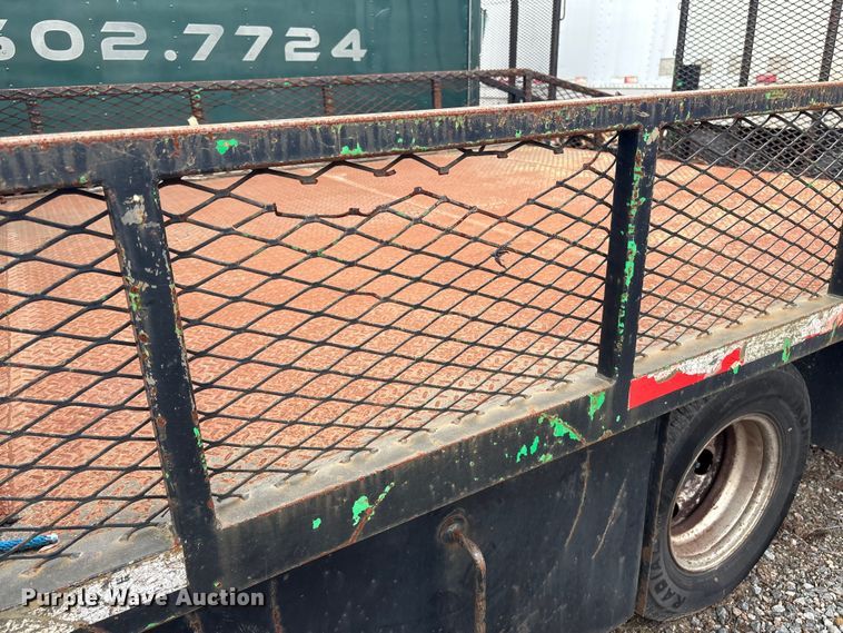 image for item DT2870 2007 Mitsubishi Fuso FE Crew Cab flatbed truck