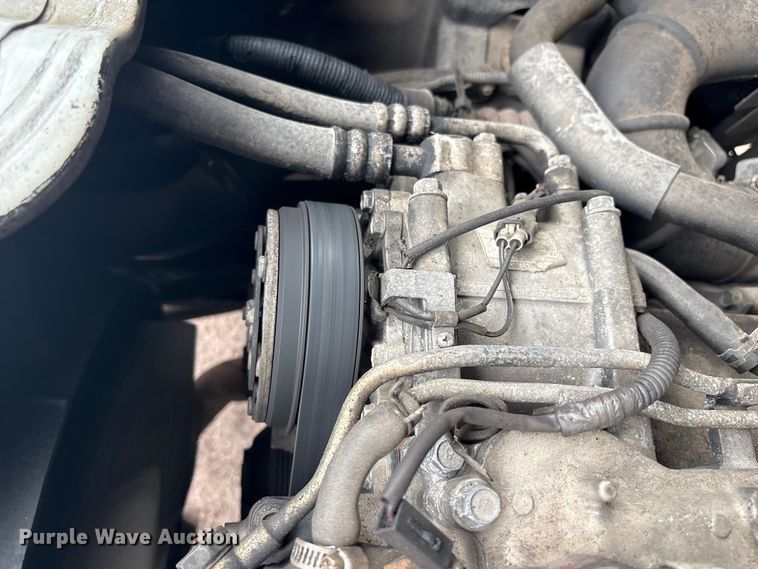 image for item DT2870 2007 Mitsubishi Fuso FE Crew Cab flatbed truck