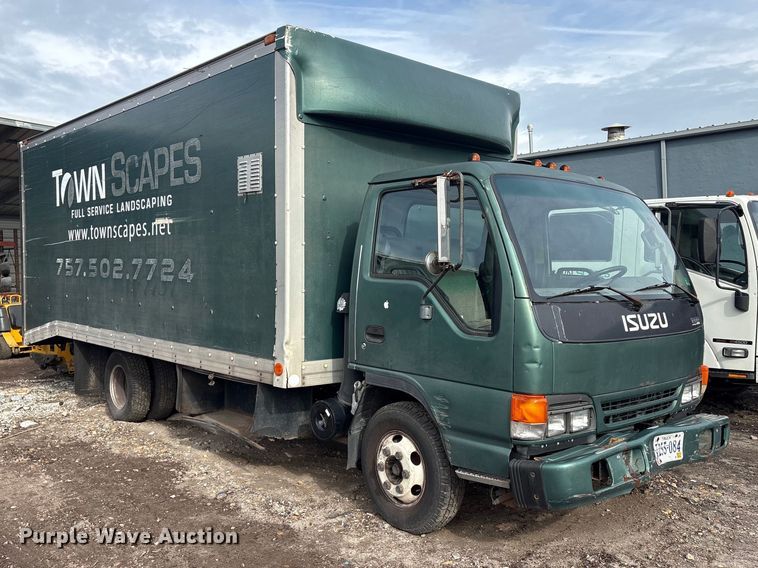 image for item DT2871 2002 Isuzu NPR box truck