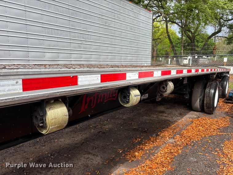 image for item DU0406 2017 Fontaine flatbed trailer