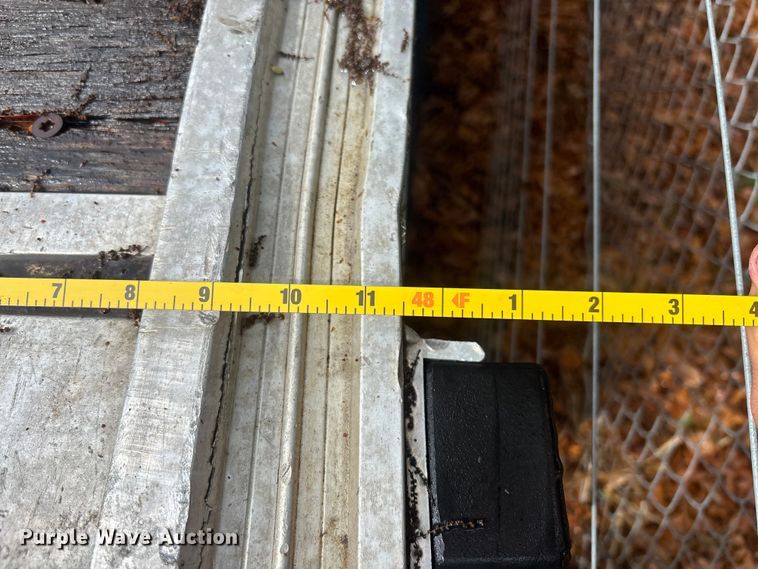 image for item DU0406 2017 Fontaine flatbed trailer