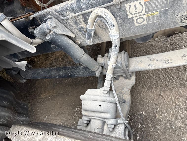 image for item DU2552 2018 Kenworth T680 semi truck