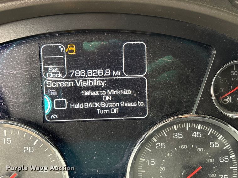 image for item DU2552 2018 Kenworth T680 semi truck