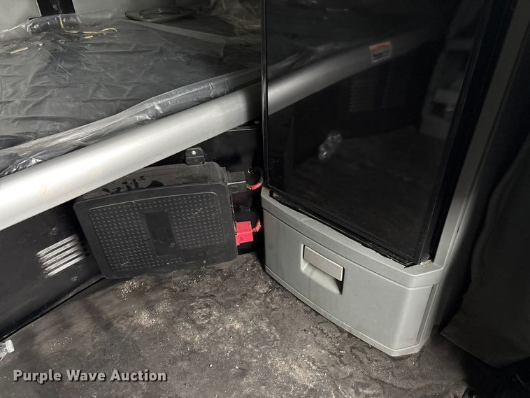 image for item DU2552 2018 Kenworth T680 semi truck