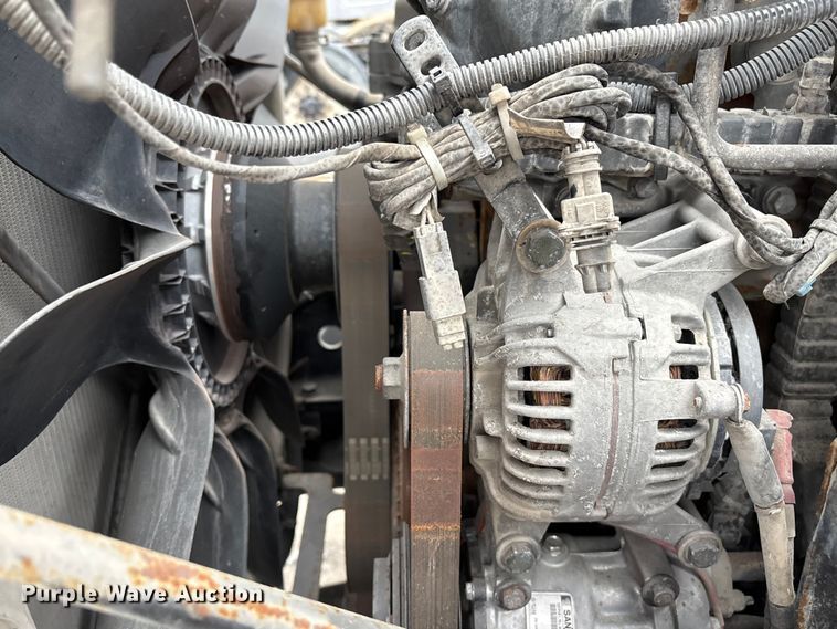 image for item DU2552 2018 Kenworth T680 semi truck