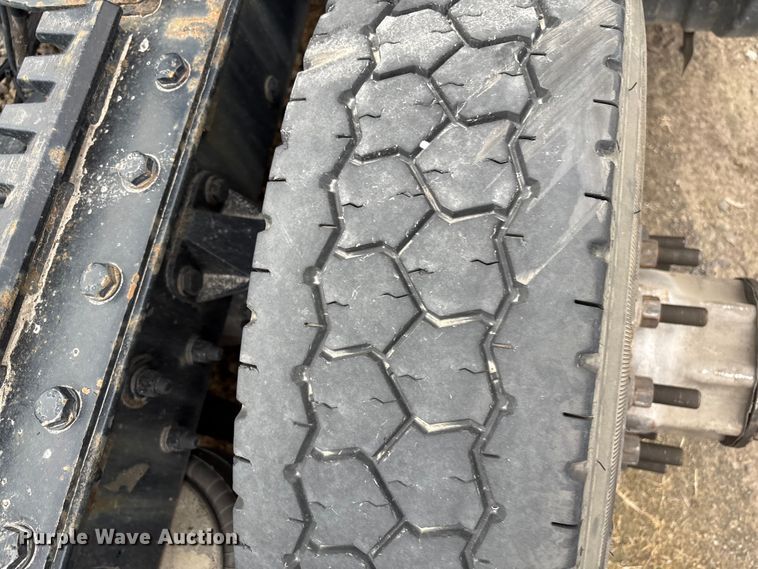 image for item DU2552 2018 Kenworth T680 semi truck