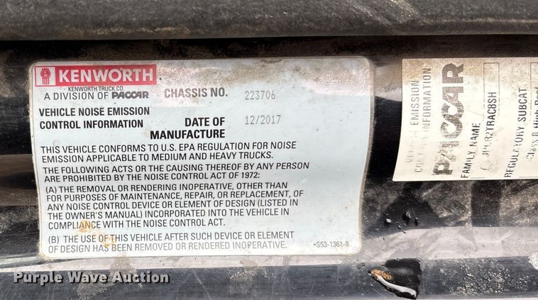 image for item DU2552 2018 Kenworth T680 semi truck