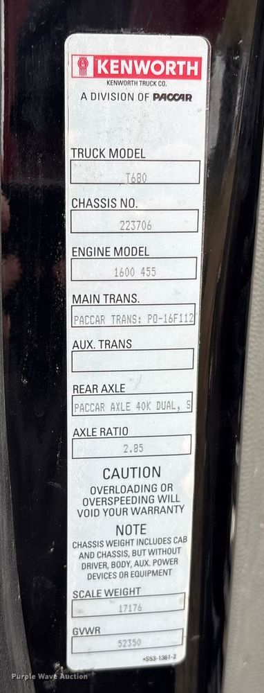 image for item DU2552 2018 Kenworth T680 semi truck