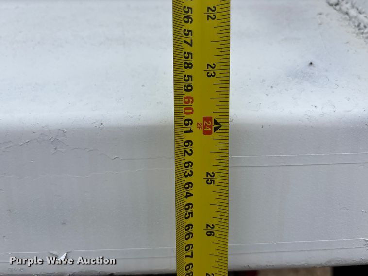 image for item EA4507 1986 International 1954 dump truck