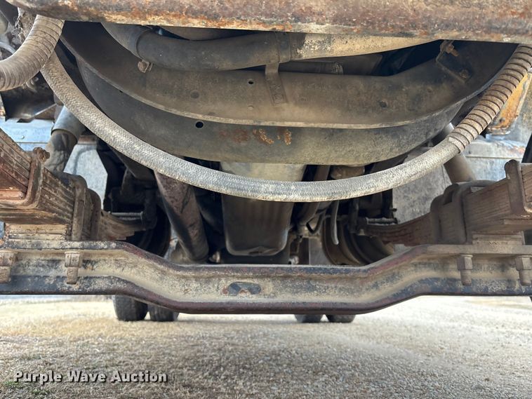 image for item EA4507 1986 International 1954 dump truck