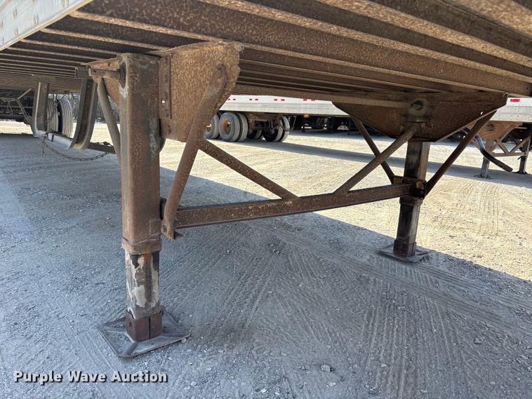 image for item EA4602 2001 Trailmobile dry van trailer