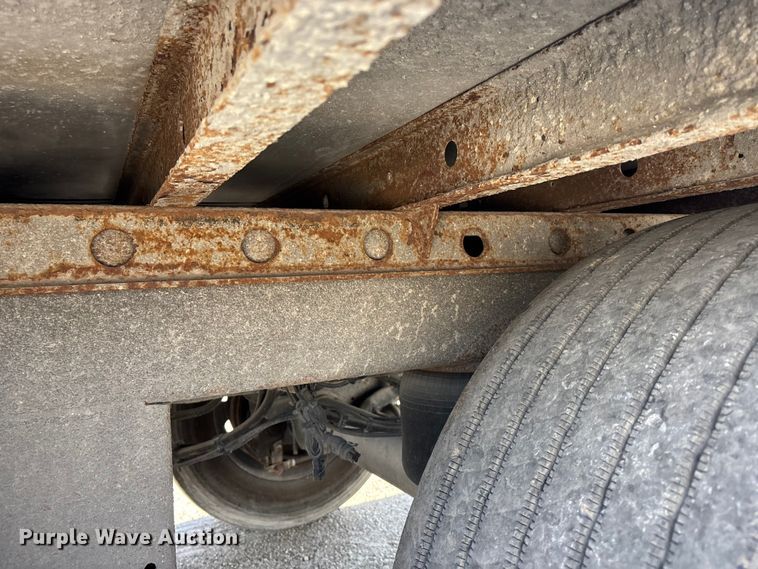 image for item EA4605 2016 Utility VS2RA refrigerated van trailer