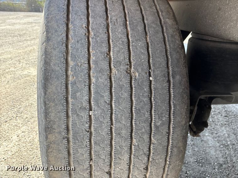 image for item EA4605 2016 Utility VS2RA refrigerated van trailer