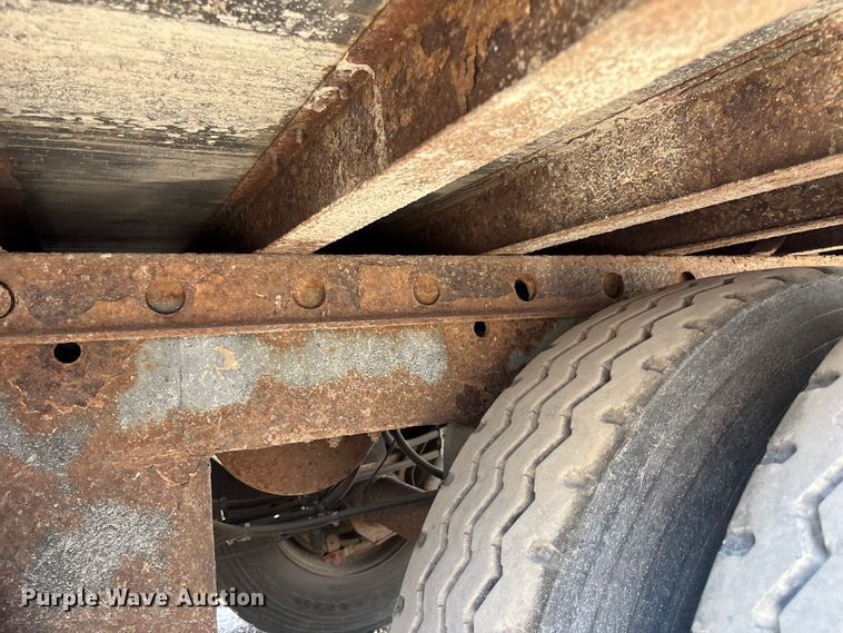 image for item EA4607 2006 Great Dane dry van trailer