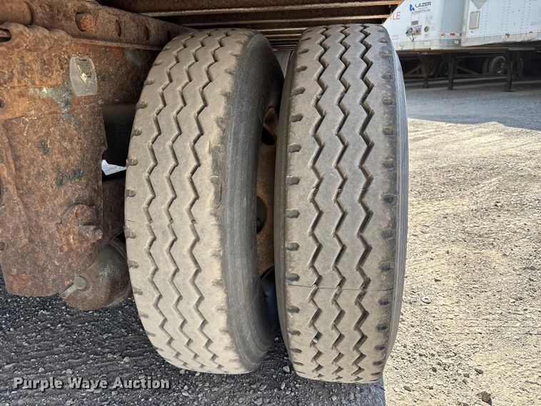 image for item EA4607 2006 Great Dane dry van trailer