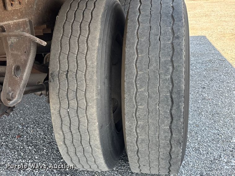 image for item EA4618 2003 Wabash DVCVHPC dry van trailer