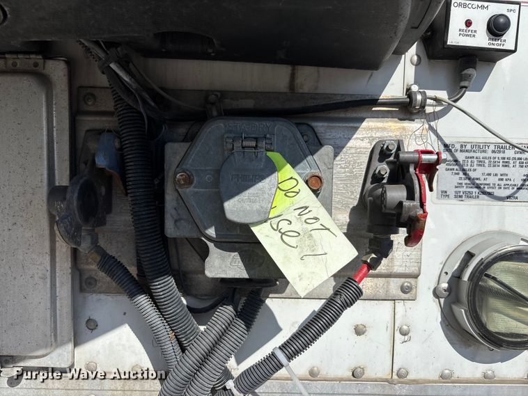image for item EA4621 2019 Utility VS2RA refrigerated van trailer
