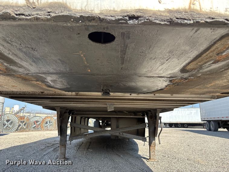 image for item EA4621 2019 Utility VS2RA refrigerated van trailer