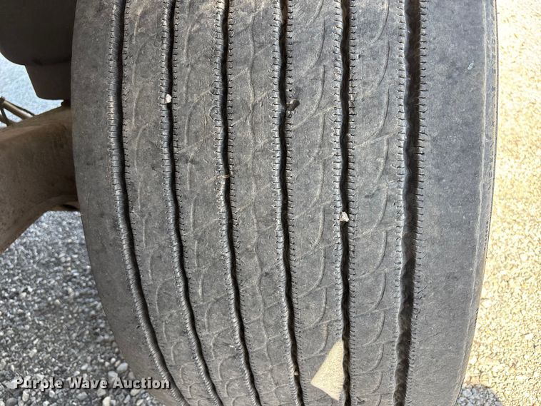 image for item EA4621 2019 Utility VS2RA refrigerated van trailer