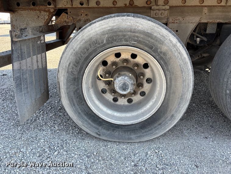 image for item EA4621 2019 Utility VS2RA refrigerated van trailer