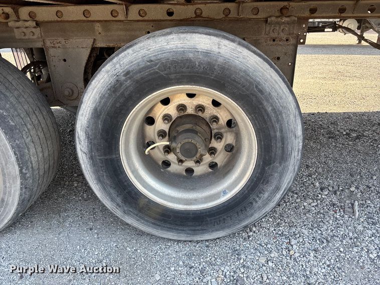 image for item EA4621 2019 Utility VS2RA refrigerated van trailer