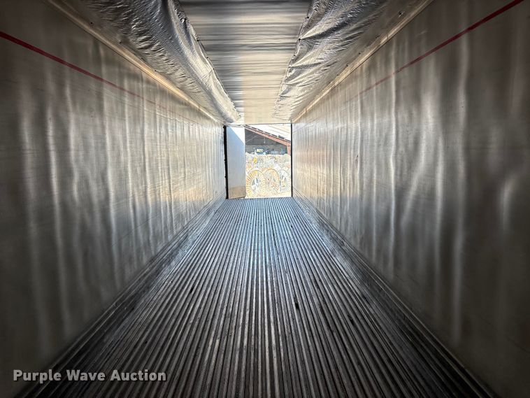 image for item EA4624 2016 Utility VS2RA refrigerated van trailer