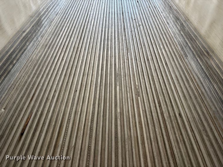 image for item EA4624 2016 Utility VS2RA refrigerated van trailer