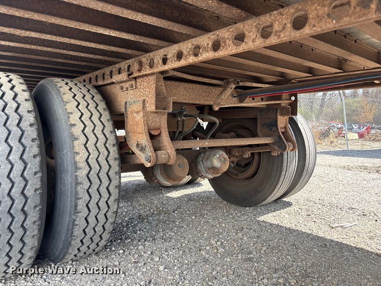 image for item EA4633 1997 Wabash dry van trailer