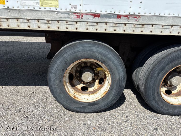 image for item EA4633 1997 Wabash dry van trailer